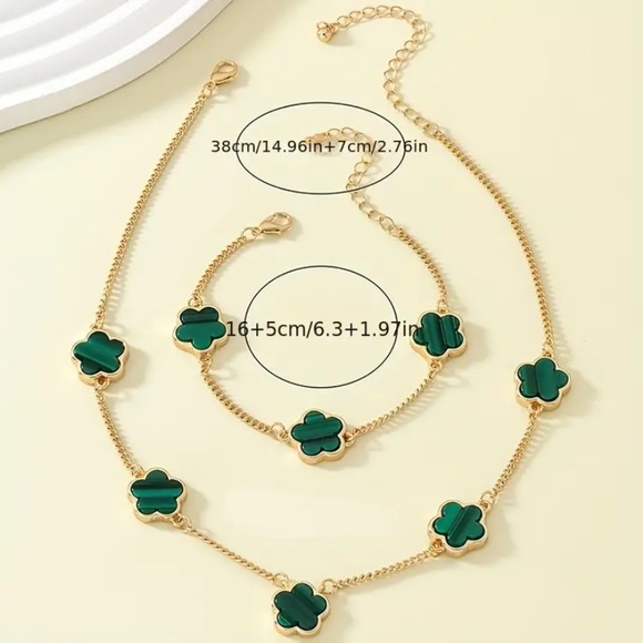 Lucky green clover jewelry set necklace and bracelet golden tone St Patrick’s! - Picture 2 of 4